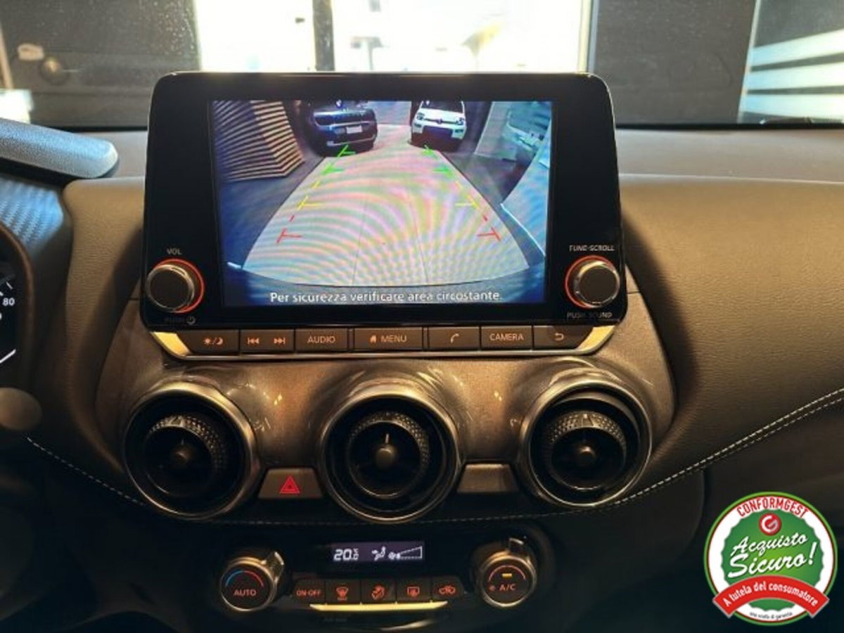 Nissan Juke 1.0 dig-t N-Connecta 114cv (15)