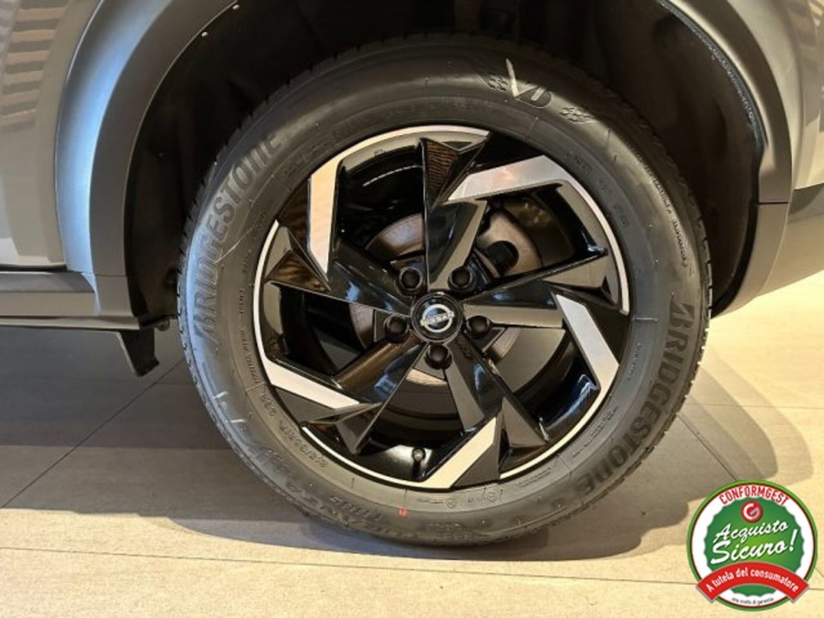 Nissan Juke 1.0 dig-t N-Connecta 114cv (3)
