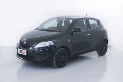 Lancia Ypsilon 1.0 FireFly 5 porte S&S Hybrid Silver Plus usata