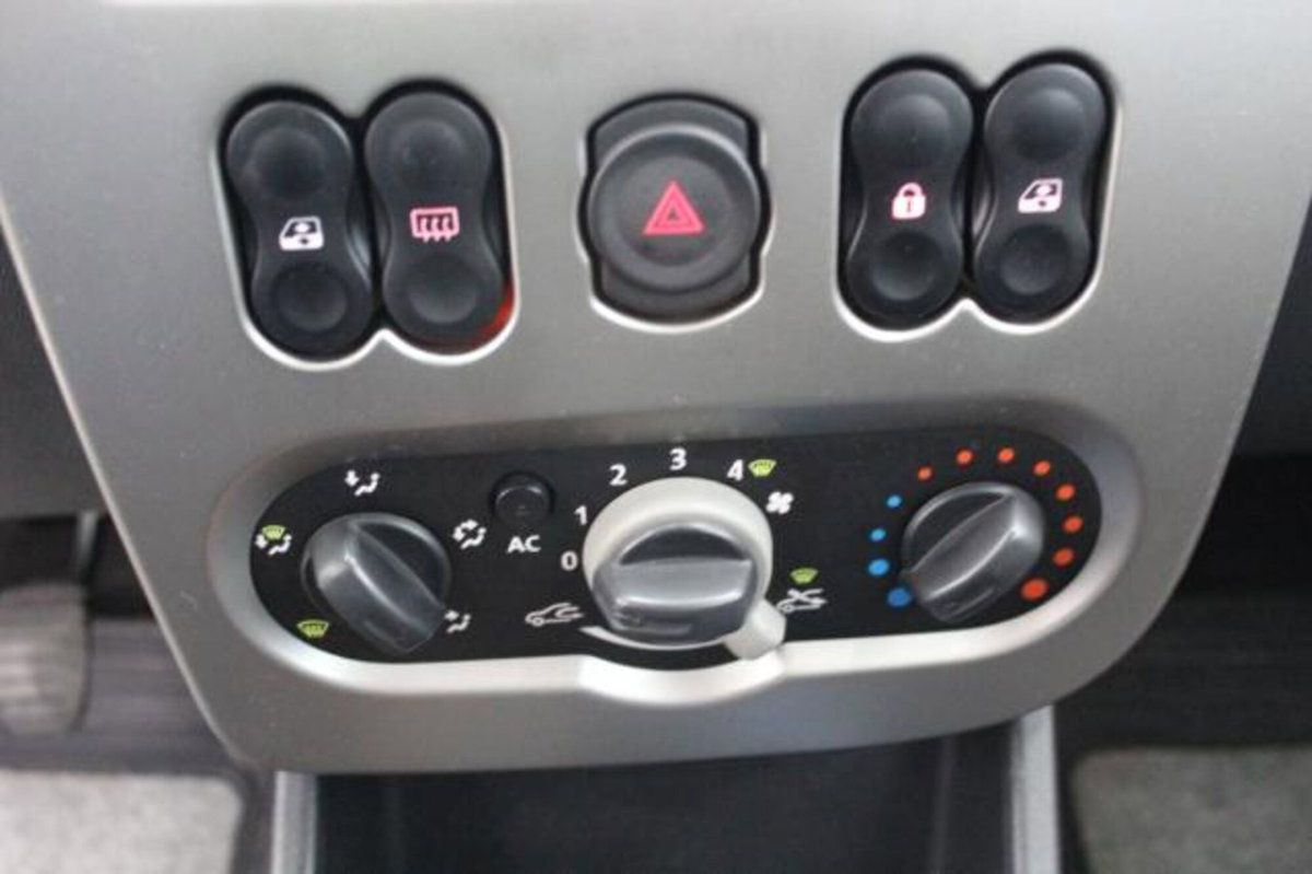 Dacia Sandero 1.4 8V GPL (14)
