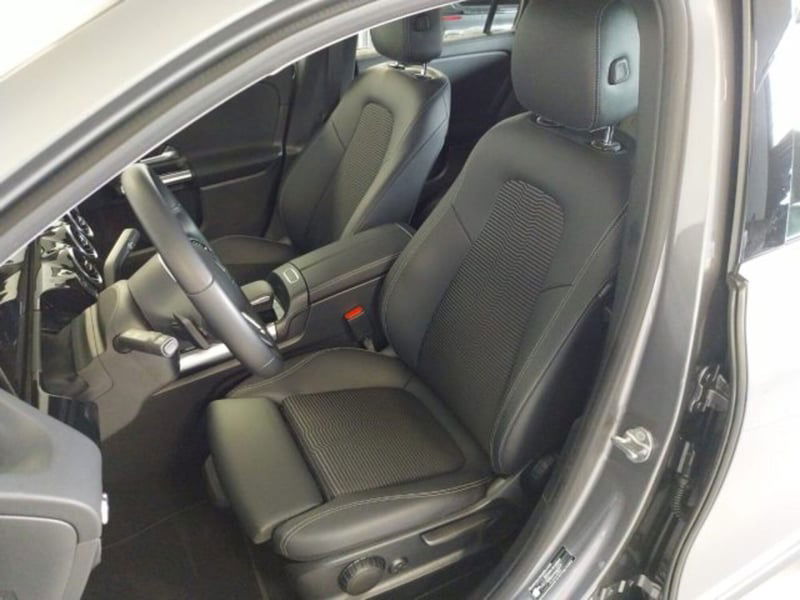Mercedes-Benz GLA SUV 250 e Plug-in hybrid Automatic Sport Plus