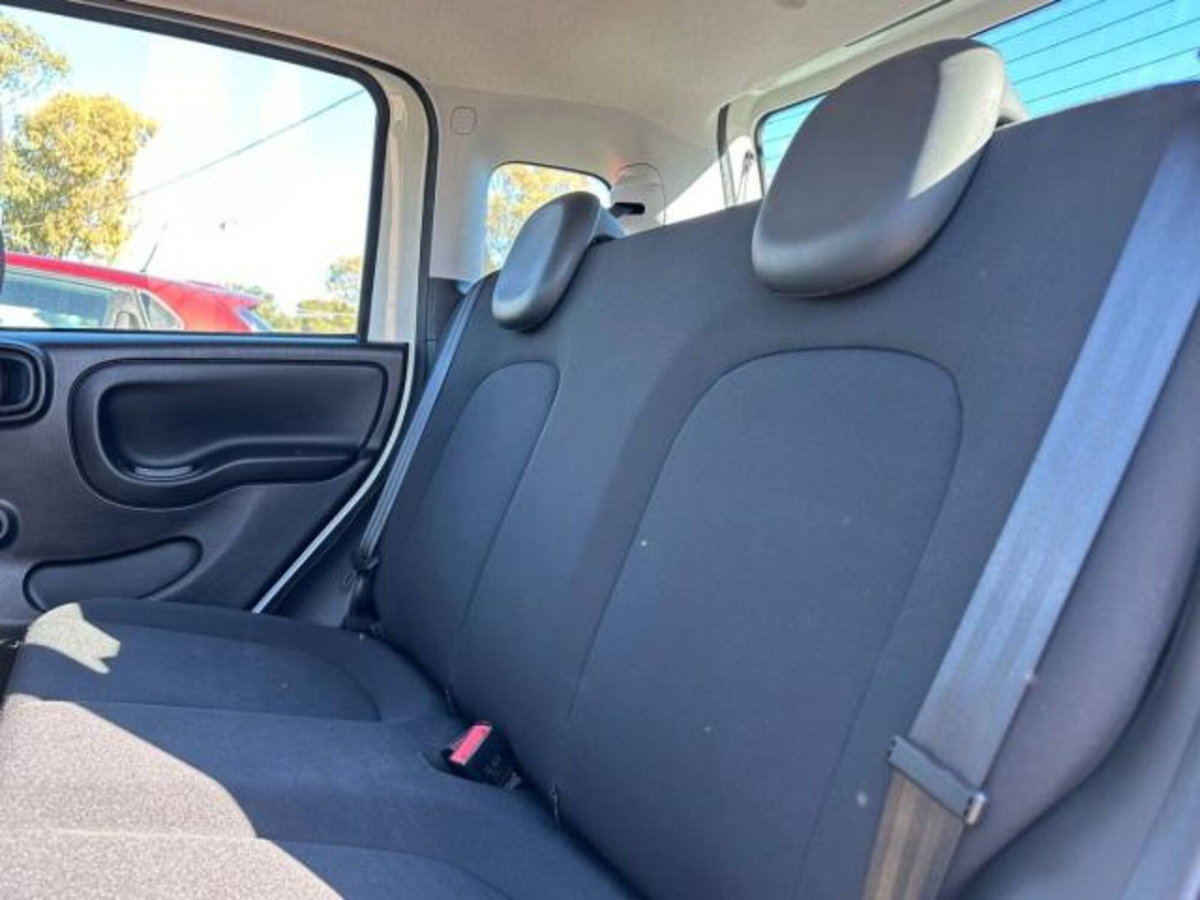 Fiat Panda 1.0 FireFly S&S Hybrid City Cross (10)