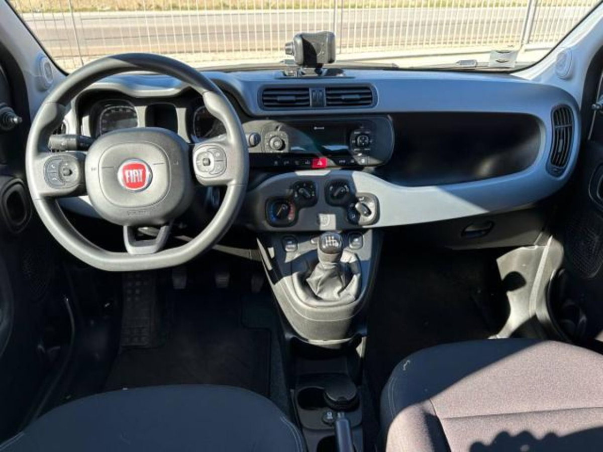 Fiat Panda 1.0 FireFly S&S Hybrid City Cross (12)