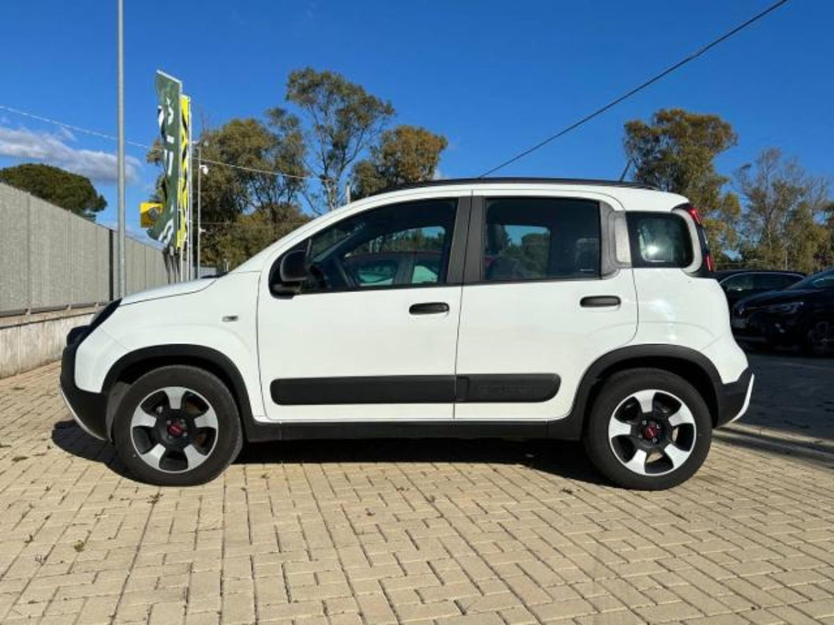 Fiat Panda 1.0 FireFly S&S Hybrid City Cross (7)