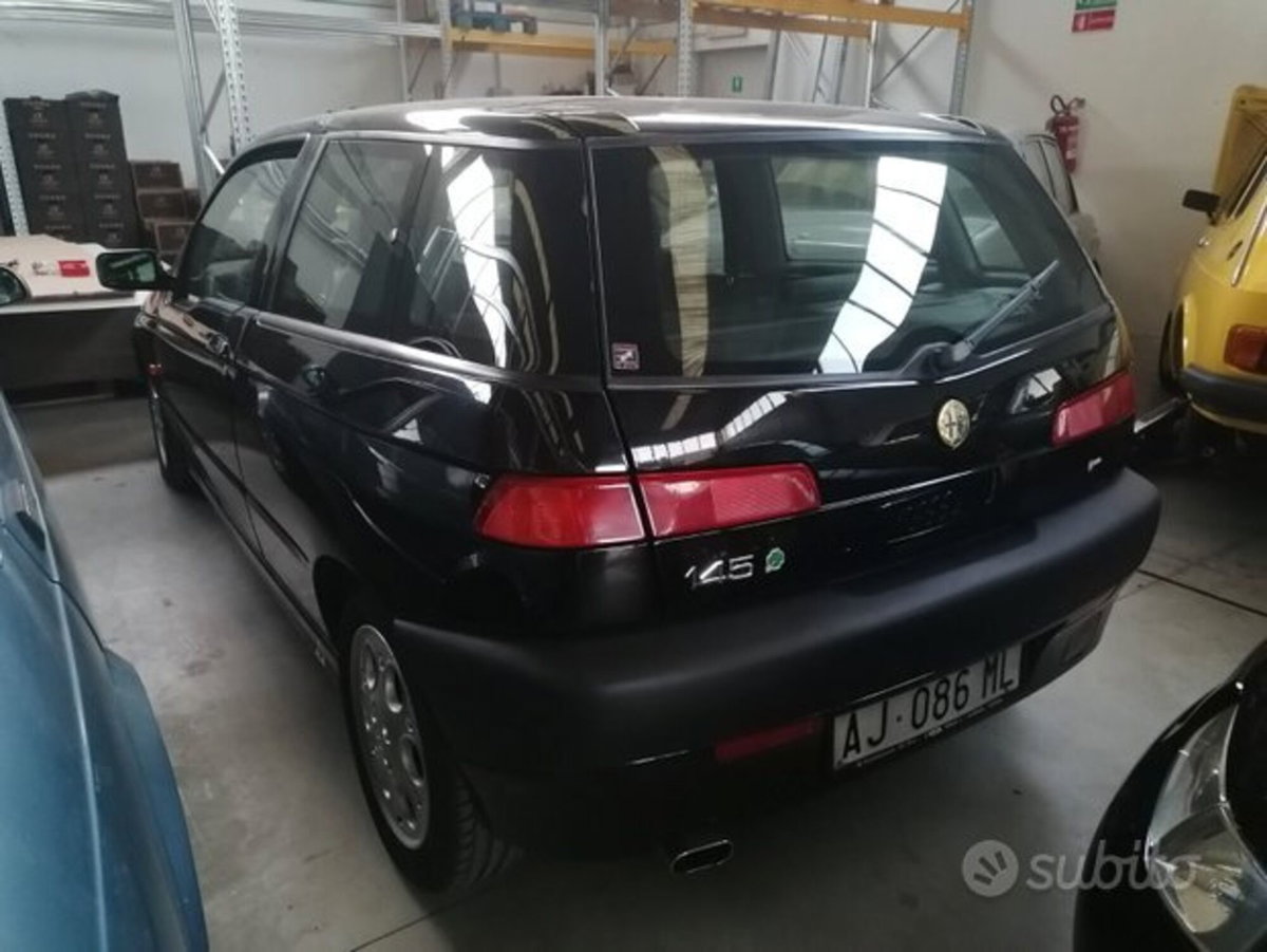 Alfa Romeo 145 2.0i 16V Twin Spark cat Quadrifoglio (2)