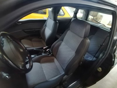 Alfa Romeo 145 2.0i 16V Twin Spark cat Quadrifoglio (6)