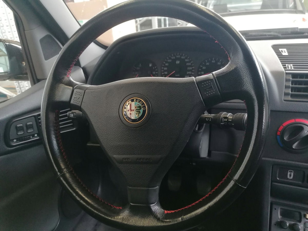 Alfa Romeo 145 2.0i 16V Twin Spark cat Quadrifoglio (9)