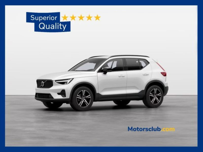 Volvo XC40 B3 automatico Plus Dark