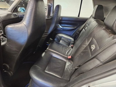 Volkswagen Golf 3.2 V6 cat 3 porte R32 (12)