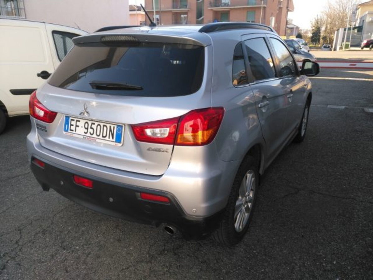 Mitsubishi ASX 1.8 DI-D 150 CV 2WD Intense ClearTec Panoramic (4)