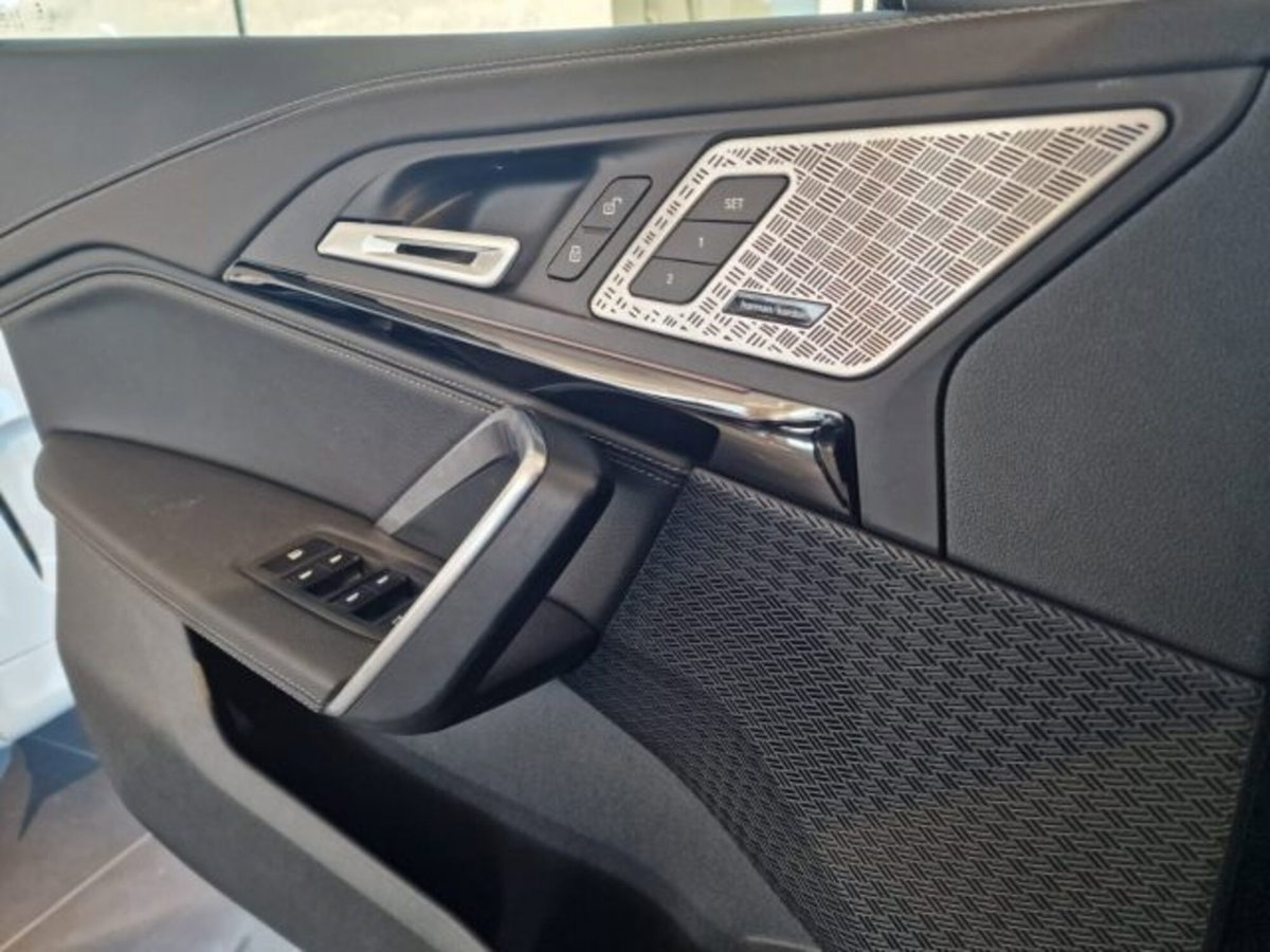 BMW X1 sdrive18d MSport auto (16)