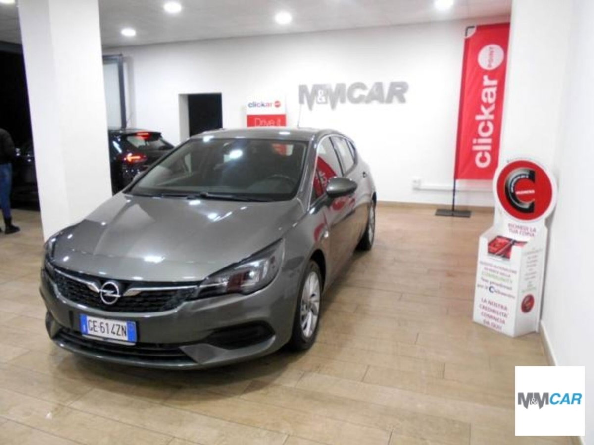 Opel Astra 1.2 Turbo 110 CV Elegance (2)