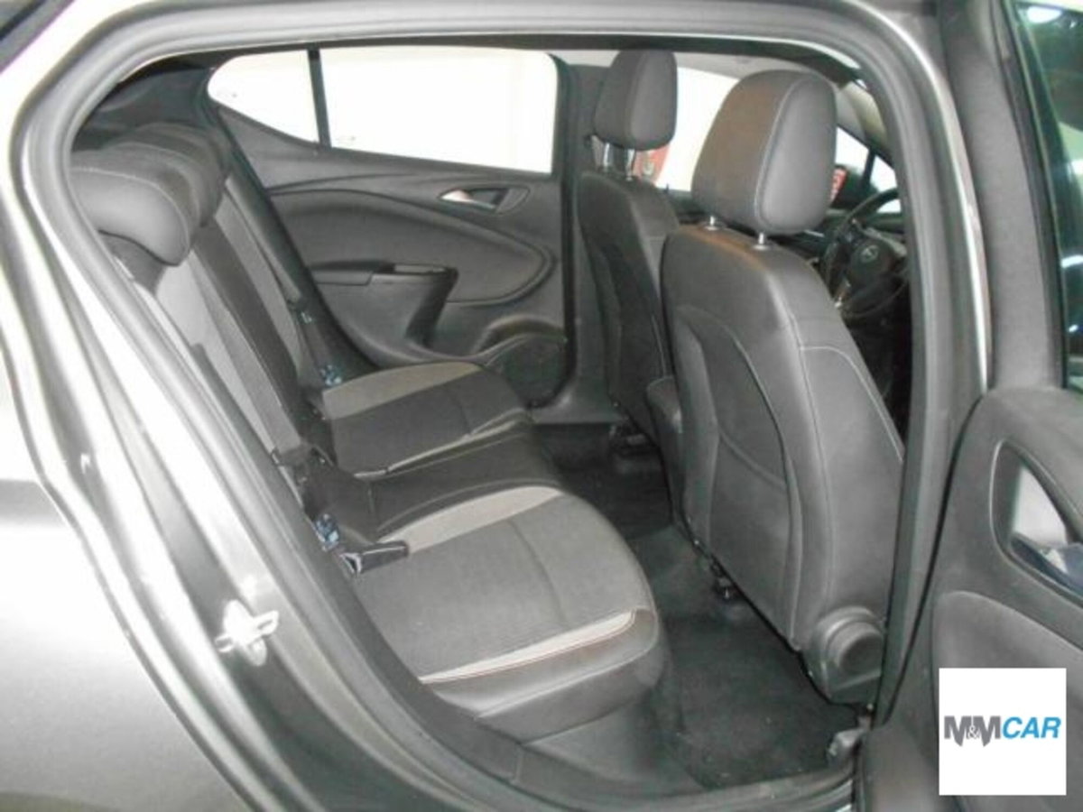 Opel Astra 1.2 Turbo 110 CV Elegance (13)