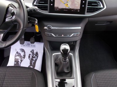 Peugeot 308 SW BlueHDi 100 S&S Business (13)