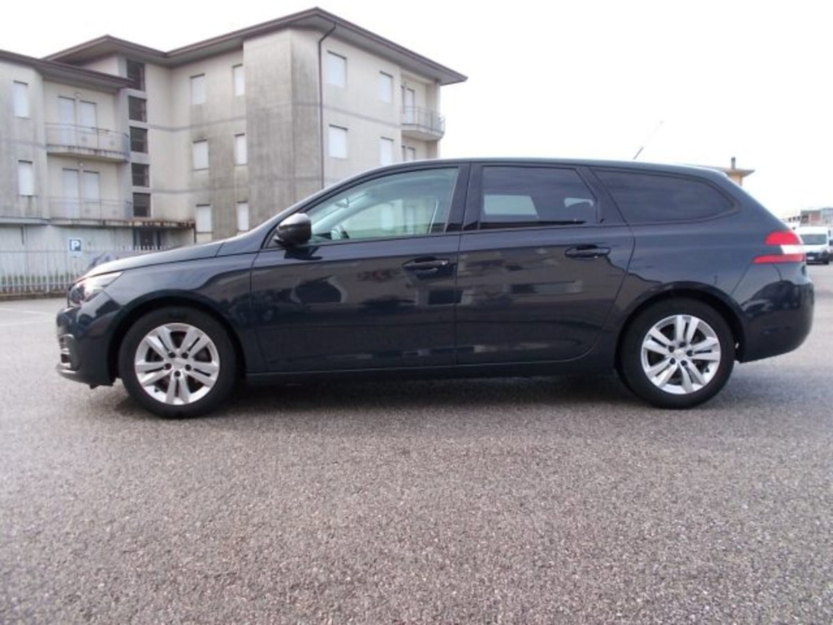 Peugeot 308 SW BlueHDi 100 S&S Business (7)