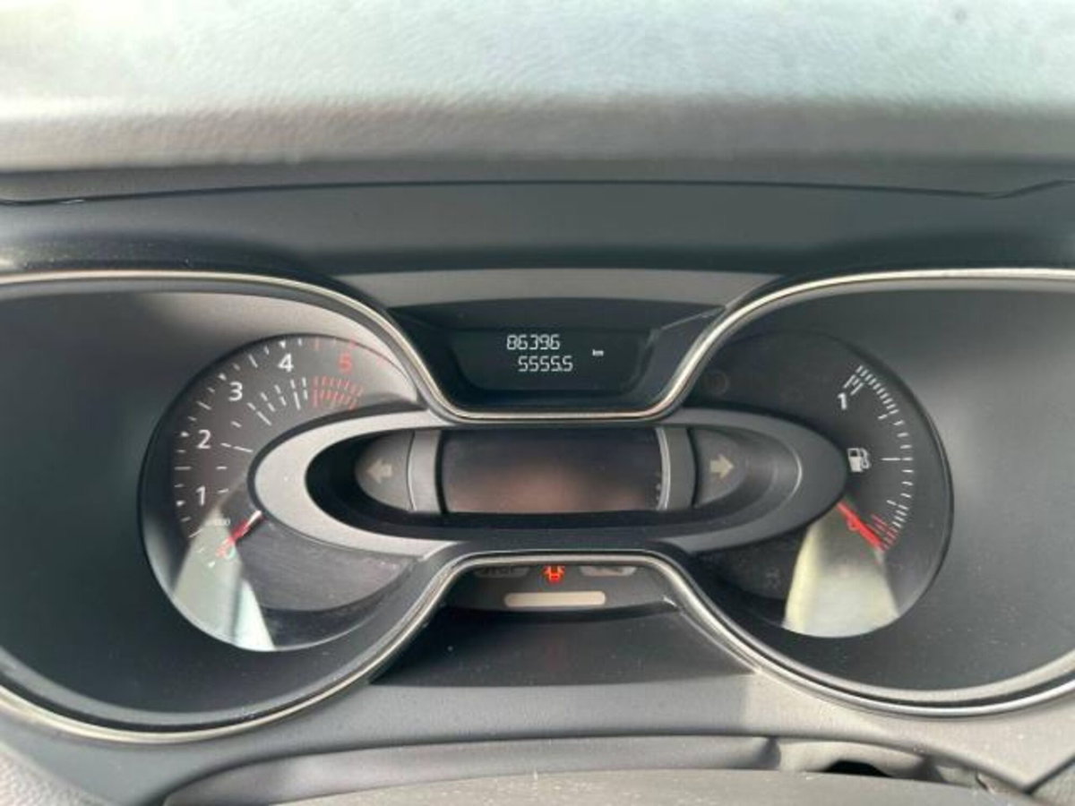 Renault Captur dCi 8V 90 CV Business (8)