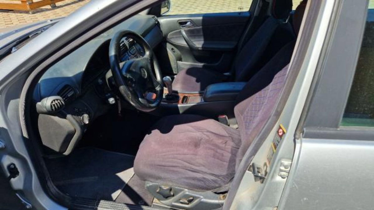 Mercedes-Benz Classe C 220 CDI cat Elegance Kubanite (8)