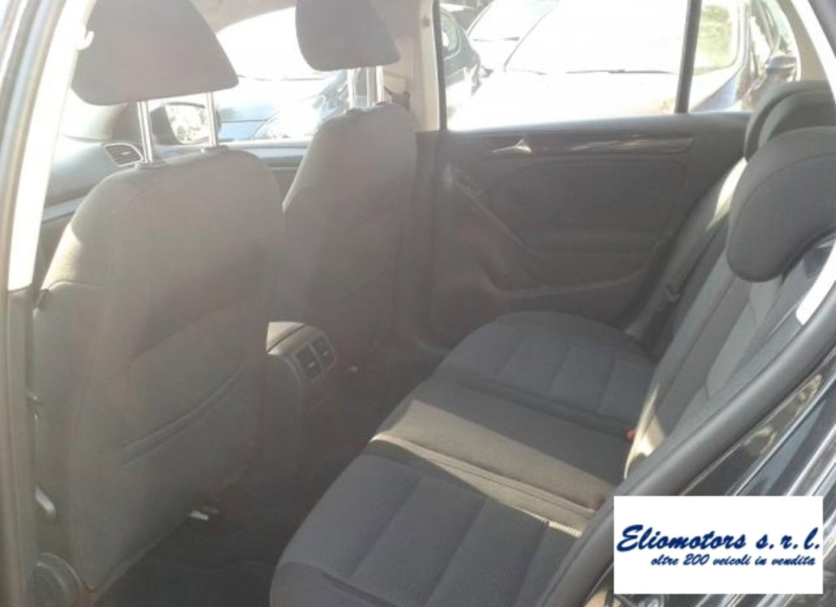 Volkswagen Golf 1.6 TDI DPF 5p. Comfortline (9)