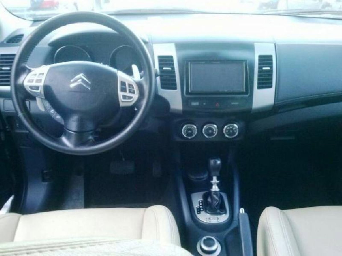 Citroen C-Crosser 2.2 HDi 160CV FAP DCS Exclusive (5)