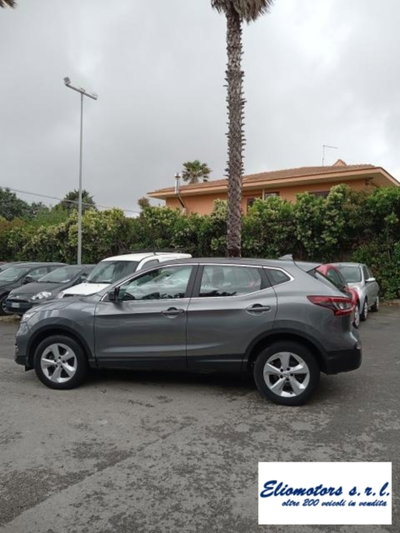 Nissan Qashqai 1.5 dCi 115 CV Visia (14)