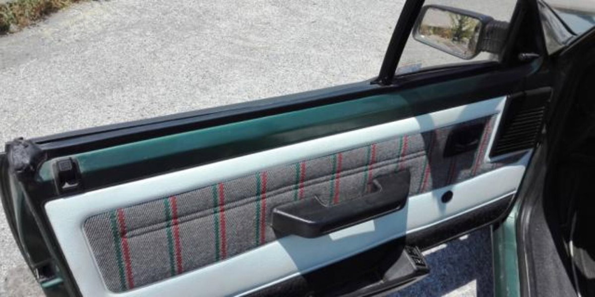 Peugeot 205 Cabrio cat Cabriolet Roland Garros (7)