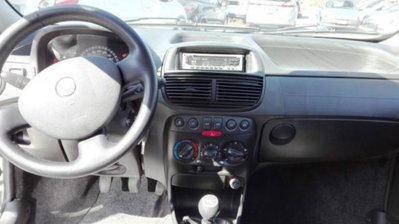 Fiat Punto Classic 1.2 5 porte Natural Power (6)