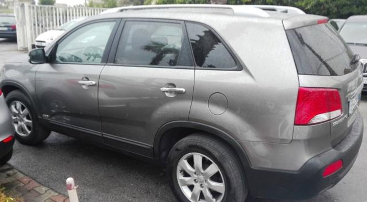 Kia Sorento 2.2 16V CRDI VGT 4WD Active (3)