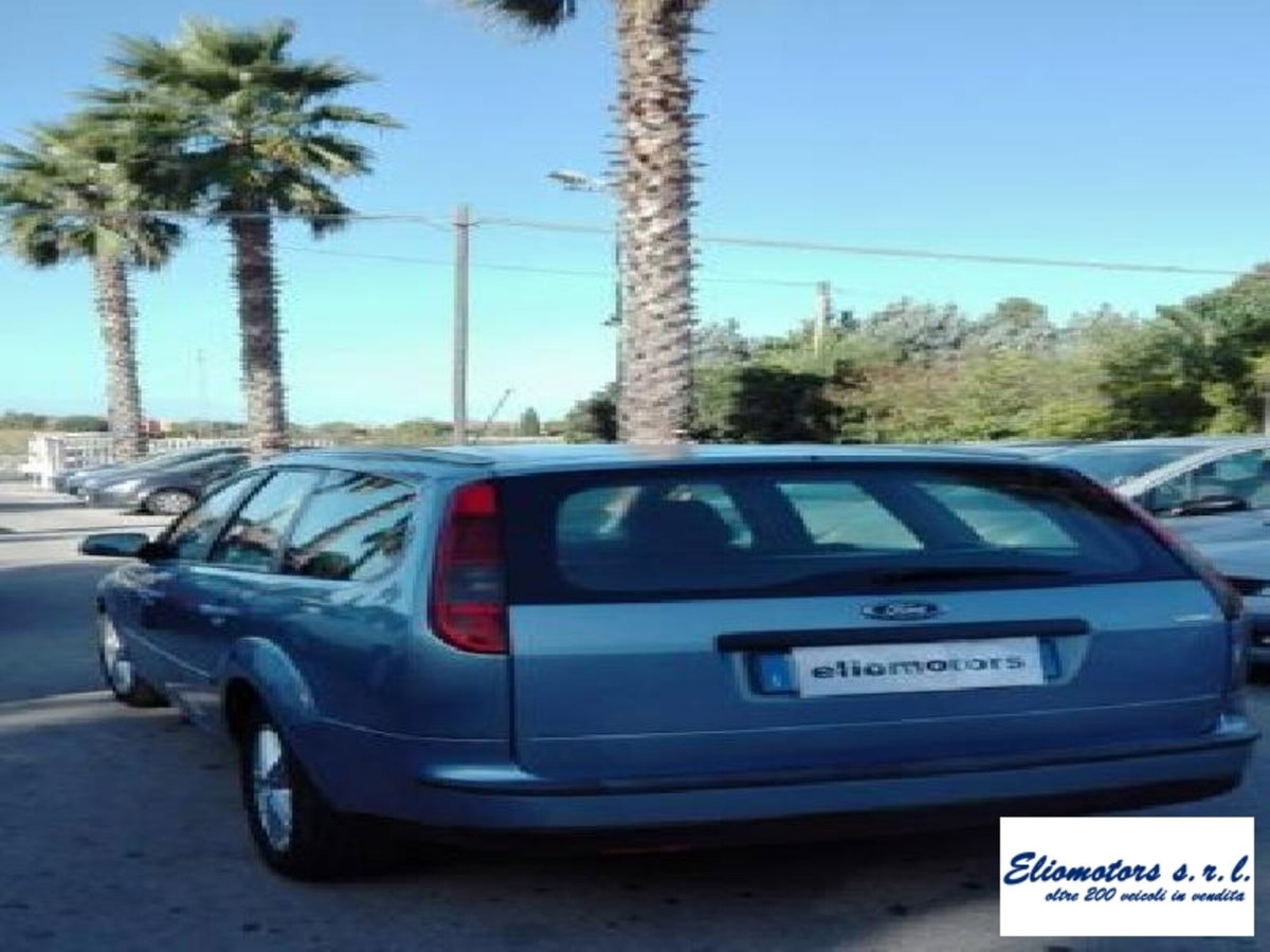 Ford Focus Station Wagon 1.6 TDCi (90CV) S.W. (4)