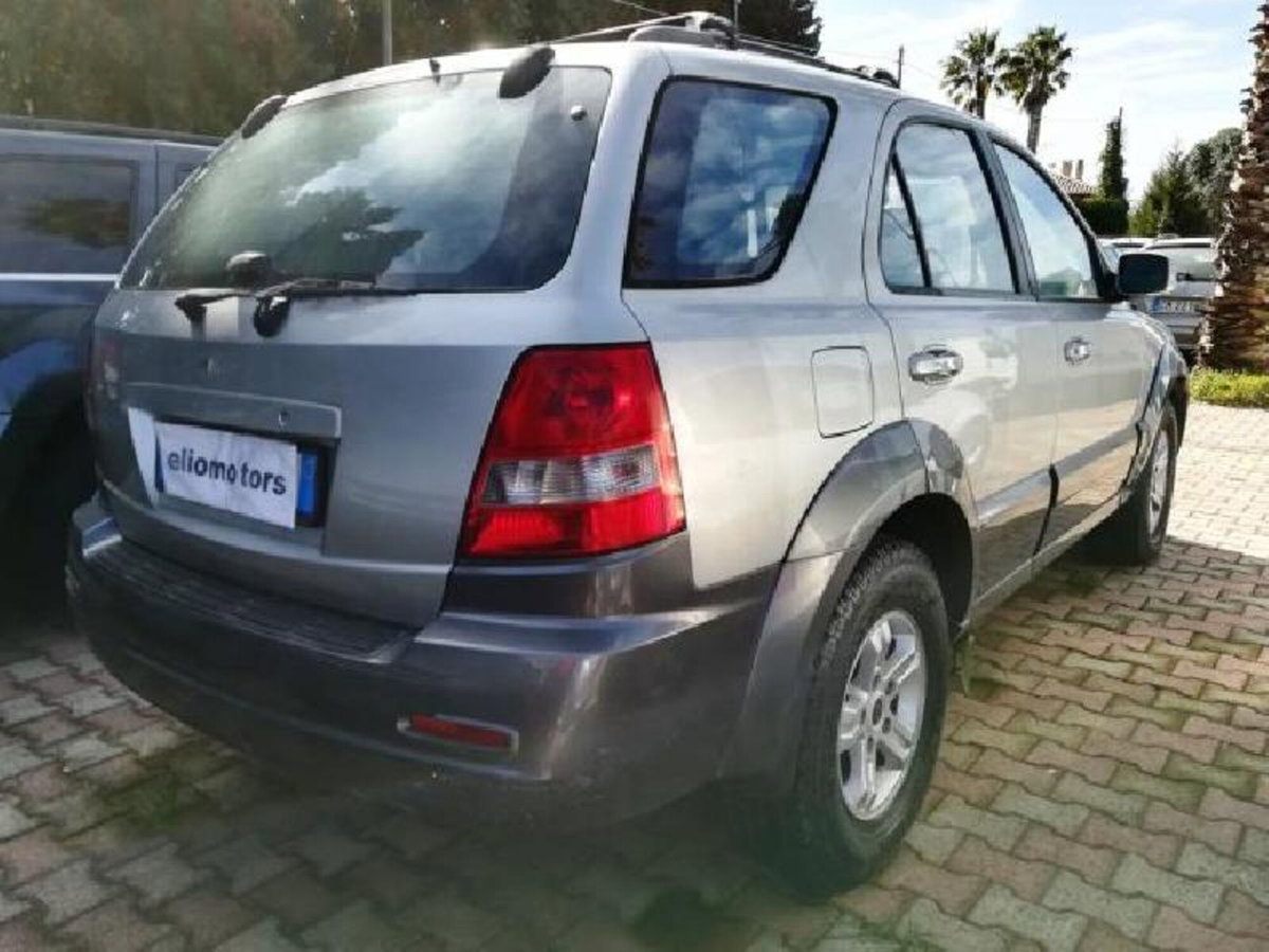 Kia Sorento 2.5 16V CRDI 4WD EX Comfort (3)