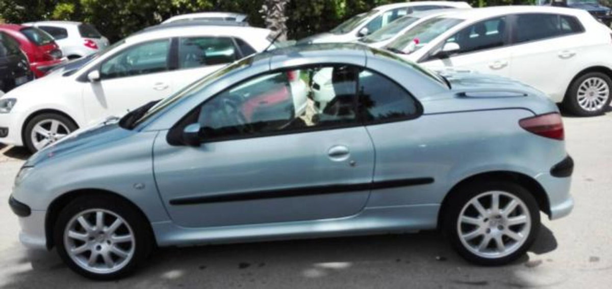Peugeot 206 Cabrio 16V CC (3)