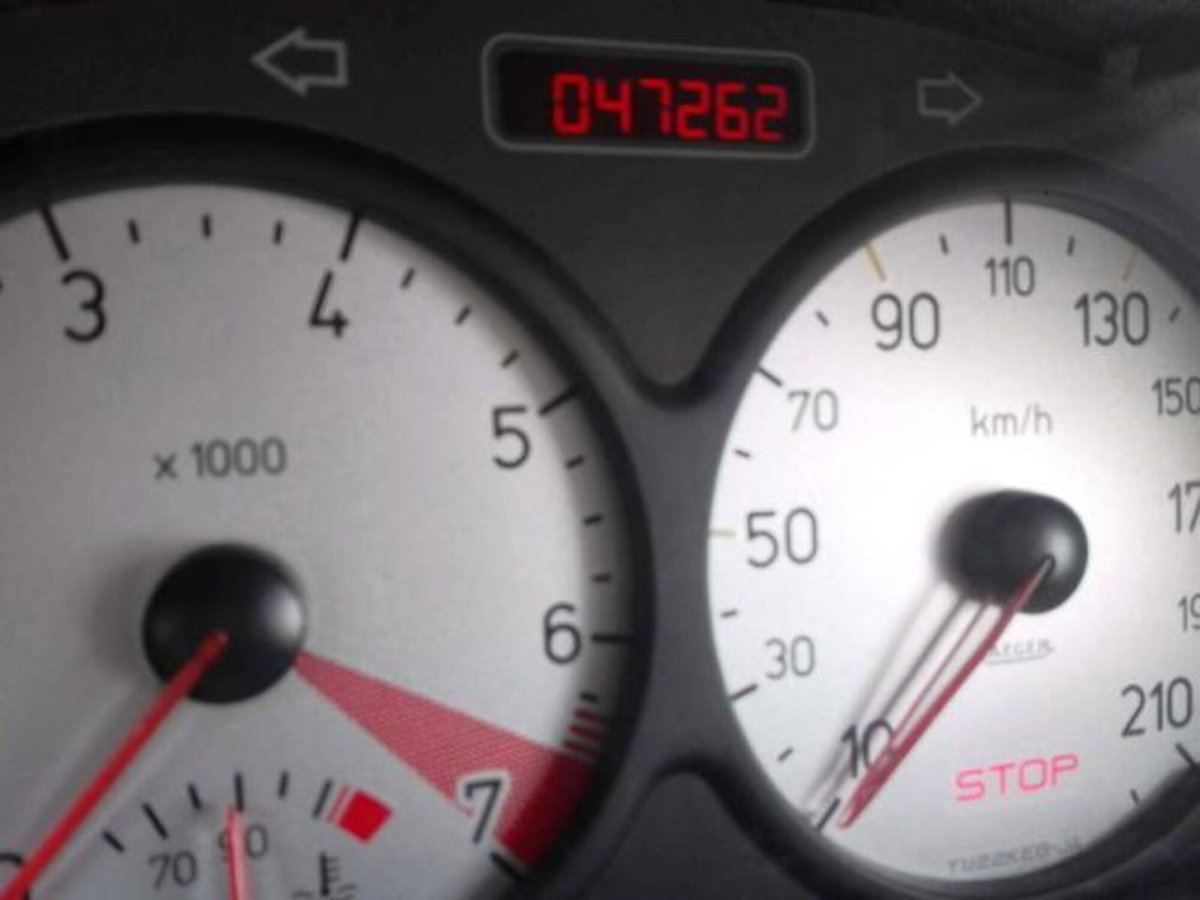 Peugeot 206 Cabrio 16V CC (8)
