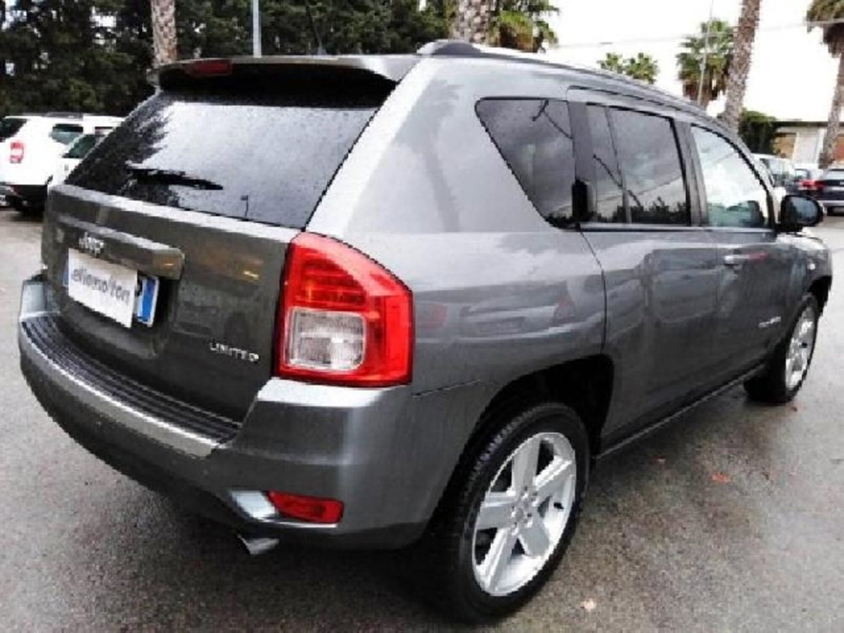 Jeep Compass 2.2 CRD Limited (3)