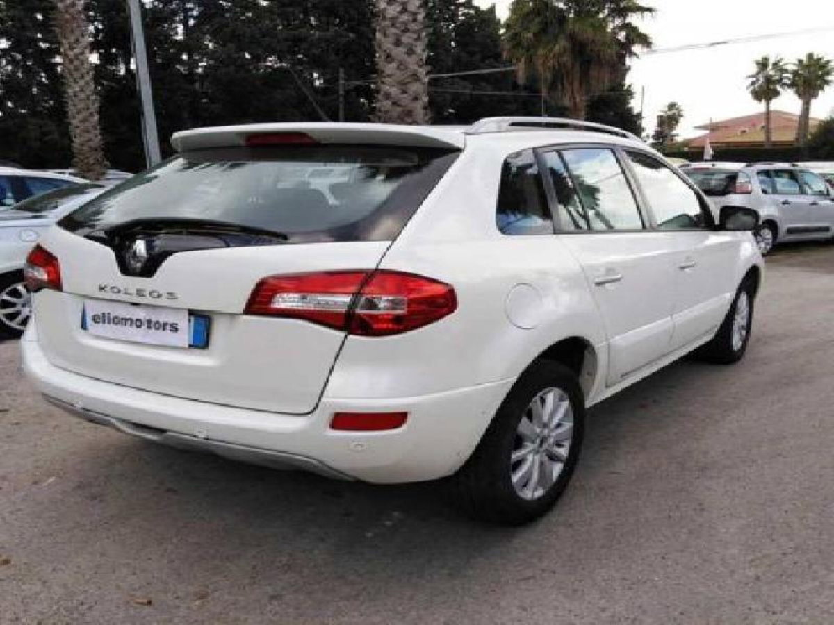 Renault Koleos 2.0 dCi 175CV 4X4 Luxe ESM (3)