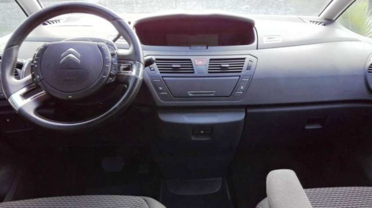 Citroen C4 Gran Picasso 1.6 e-HDi 110 FAP CMP6 Exclusive (7)