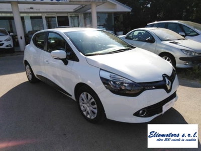Renault Clio 1.5 dCi 75CV 5 porte Confort (2)