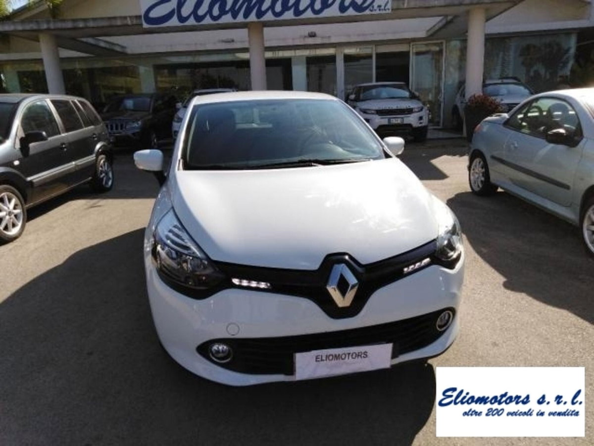 Renault Clio 1.5 dCi 75CV 5 porte Confort (3)