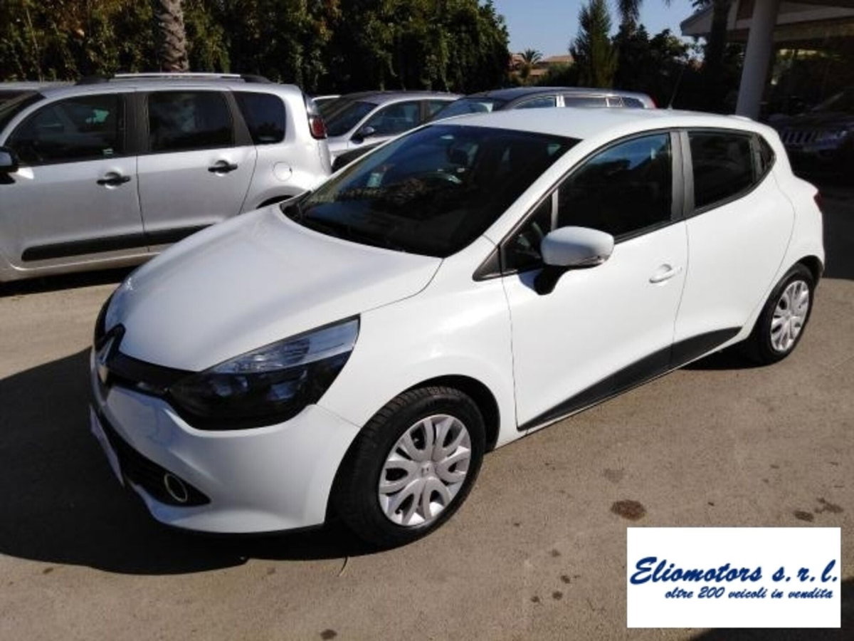 Renault Clio 1.5 dCi 75CV 5 porte Confort (5)