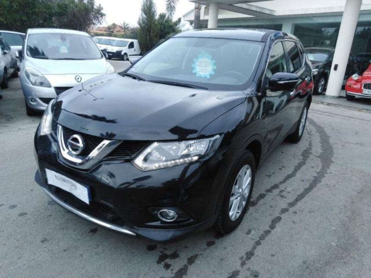 Nissan X-Trail 1.6 dCi 2WD Acenta Premium (2)