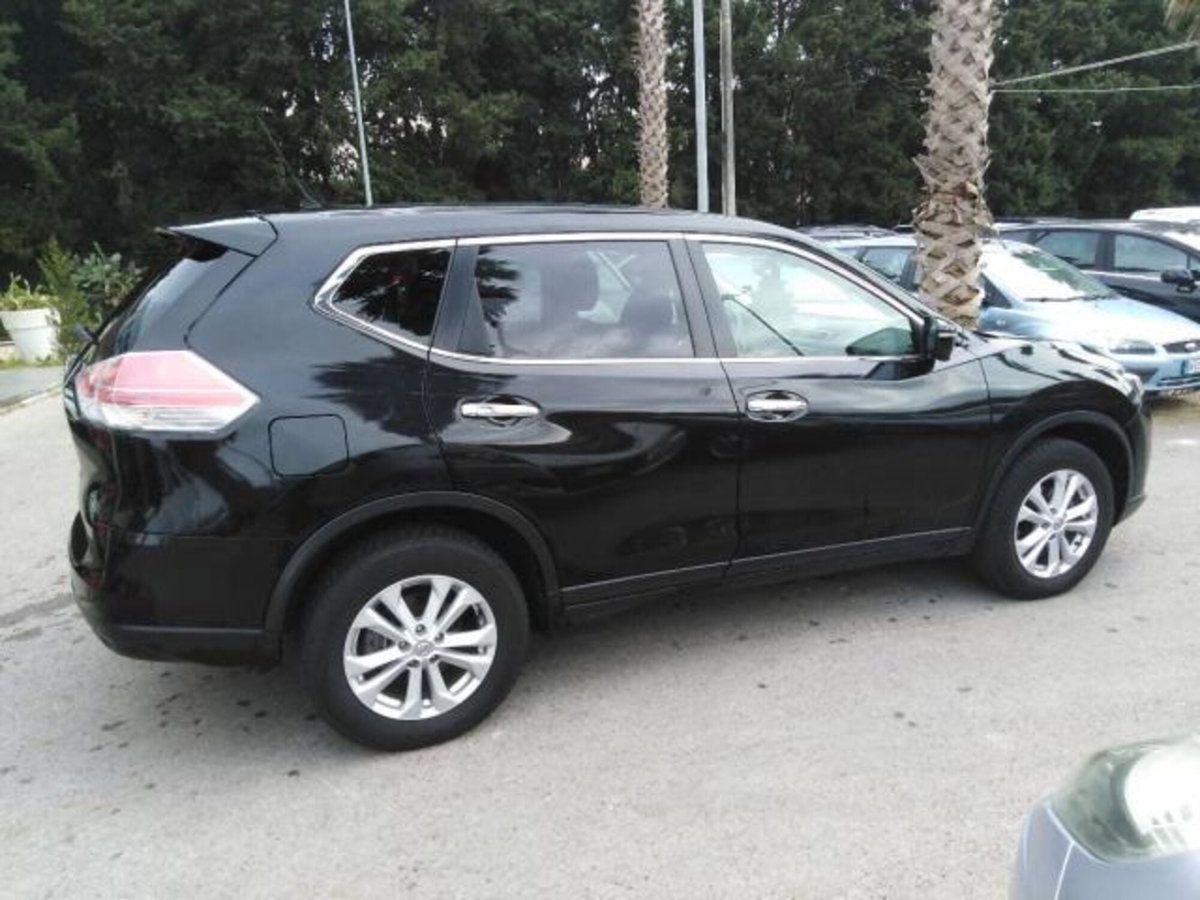 Nissan X-Trail 1.6 dCi 2WD Acenta Premium (6)