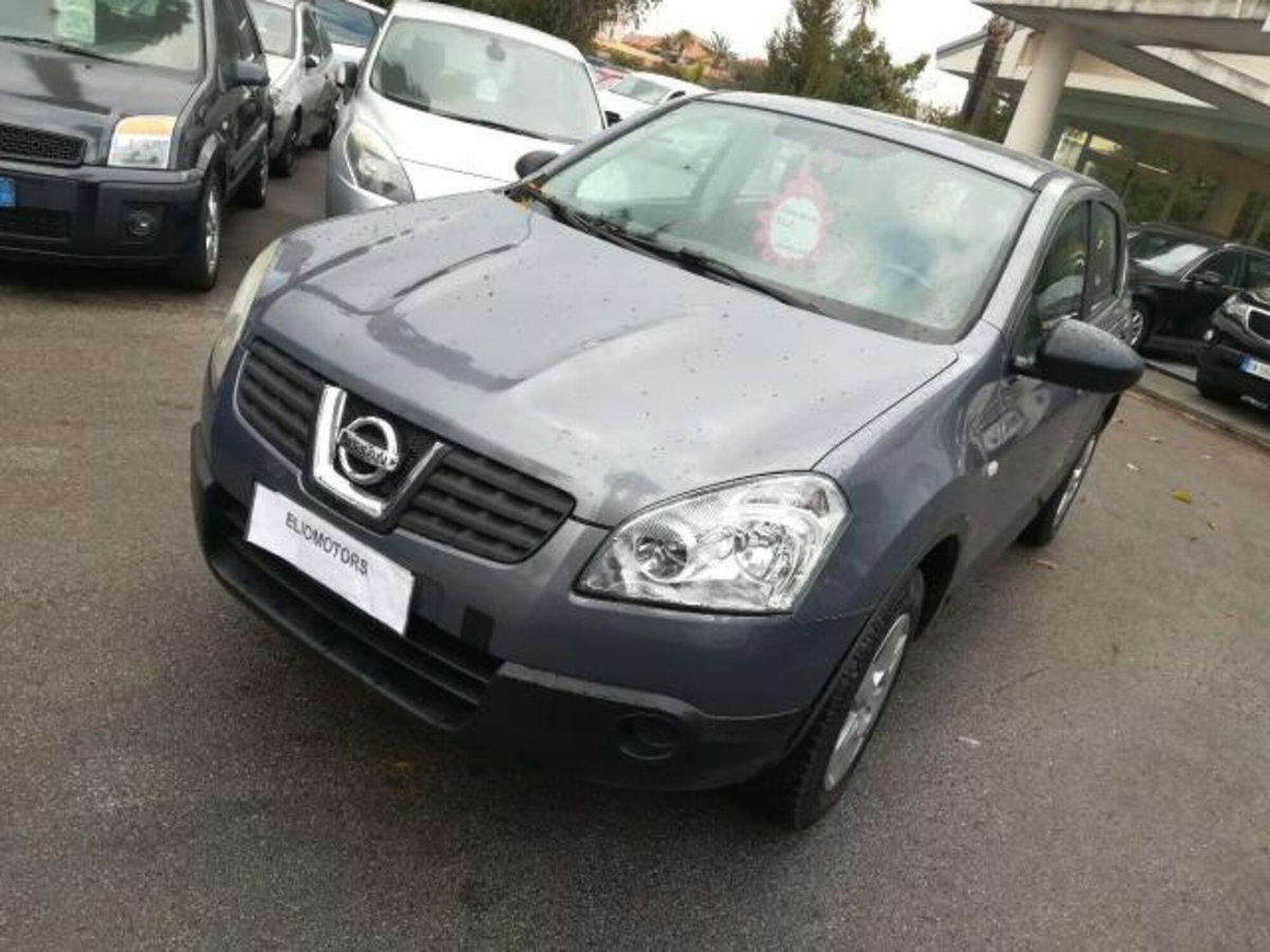 Nissan Qashqai 1.5 dCi Acenta (2)