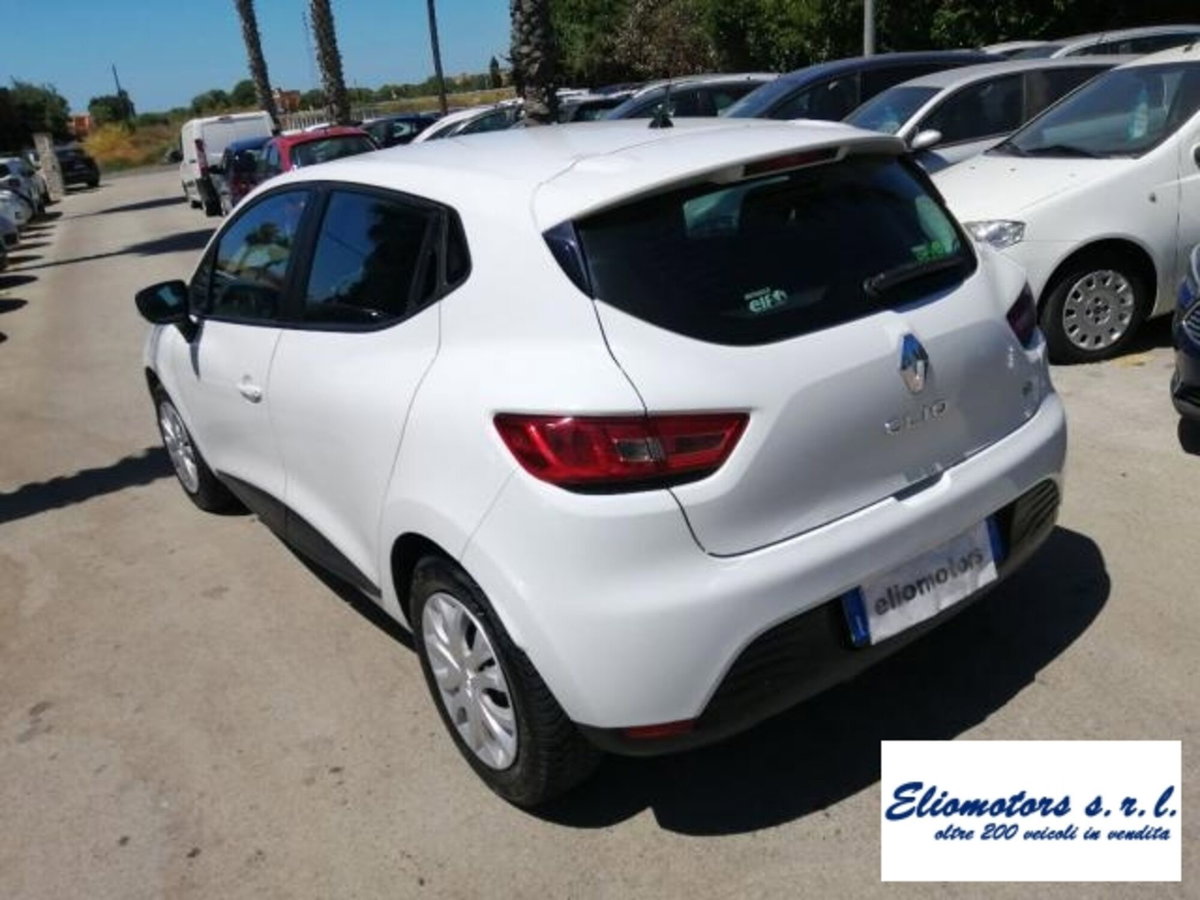 Renault Clio 1.5 dCi 8V 75CV 5 porte Wave (8)