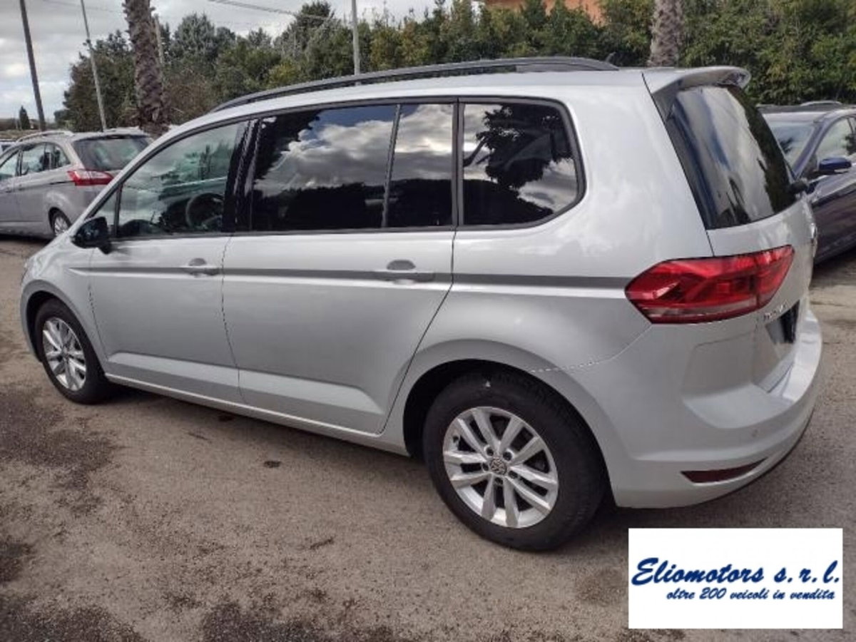 Volkswagen Touran 1.6 TDI 115 CV SCR DSG Business BlueMotion Technology (12)