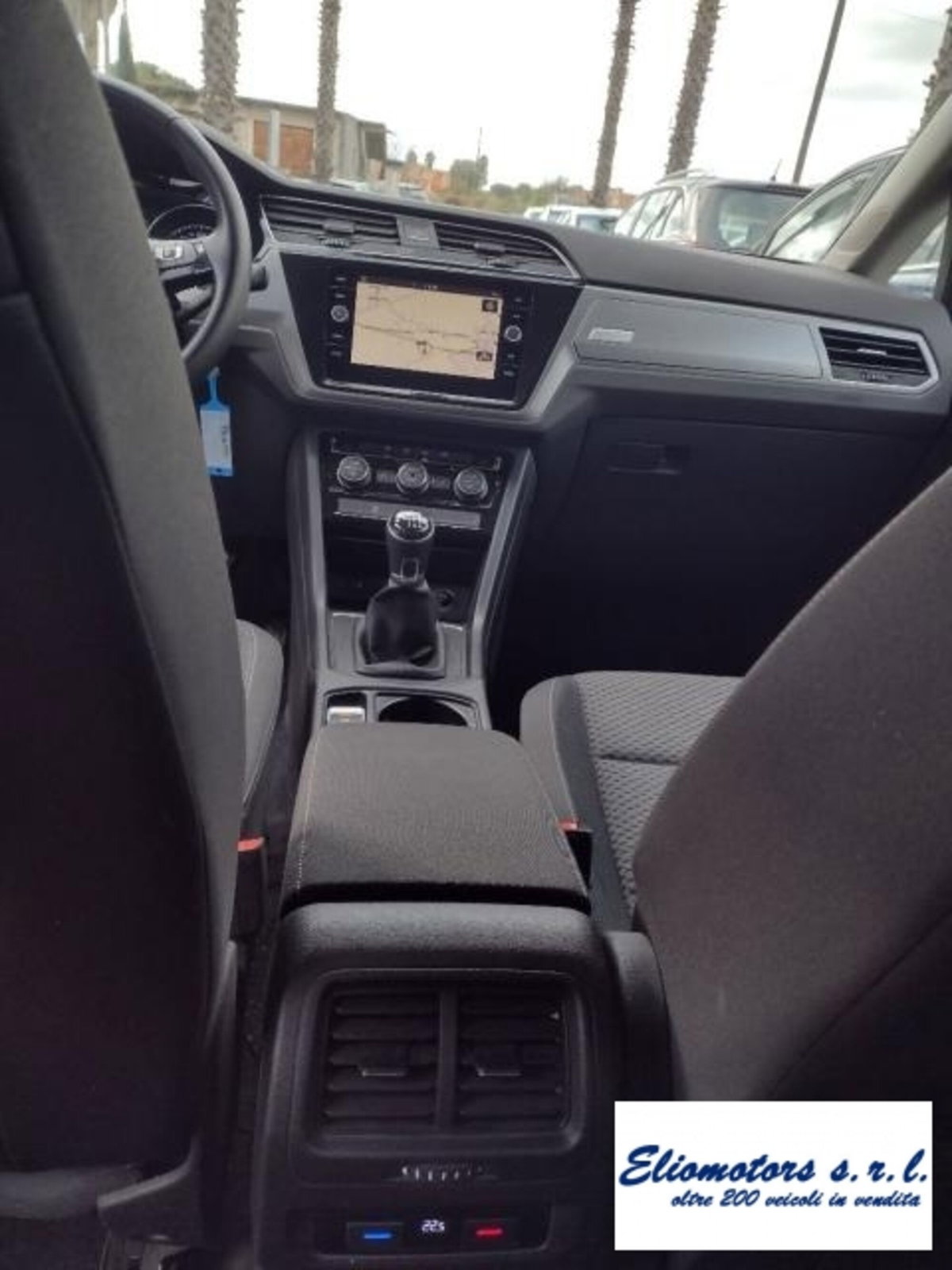 Volkswagen Touran 1.6 TDI 115 CV SCR DSG Business BlueMotion Technology (15)