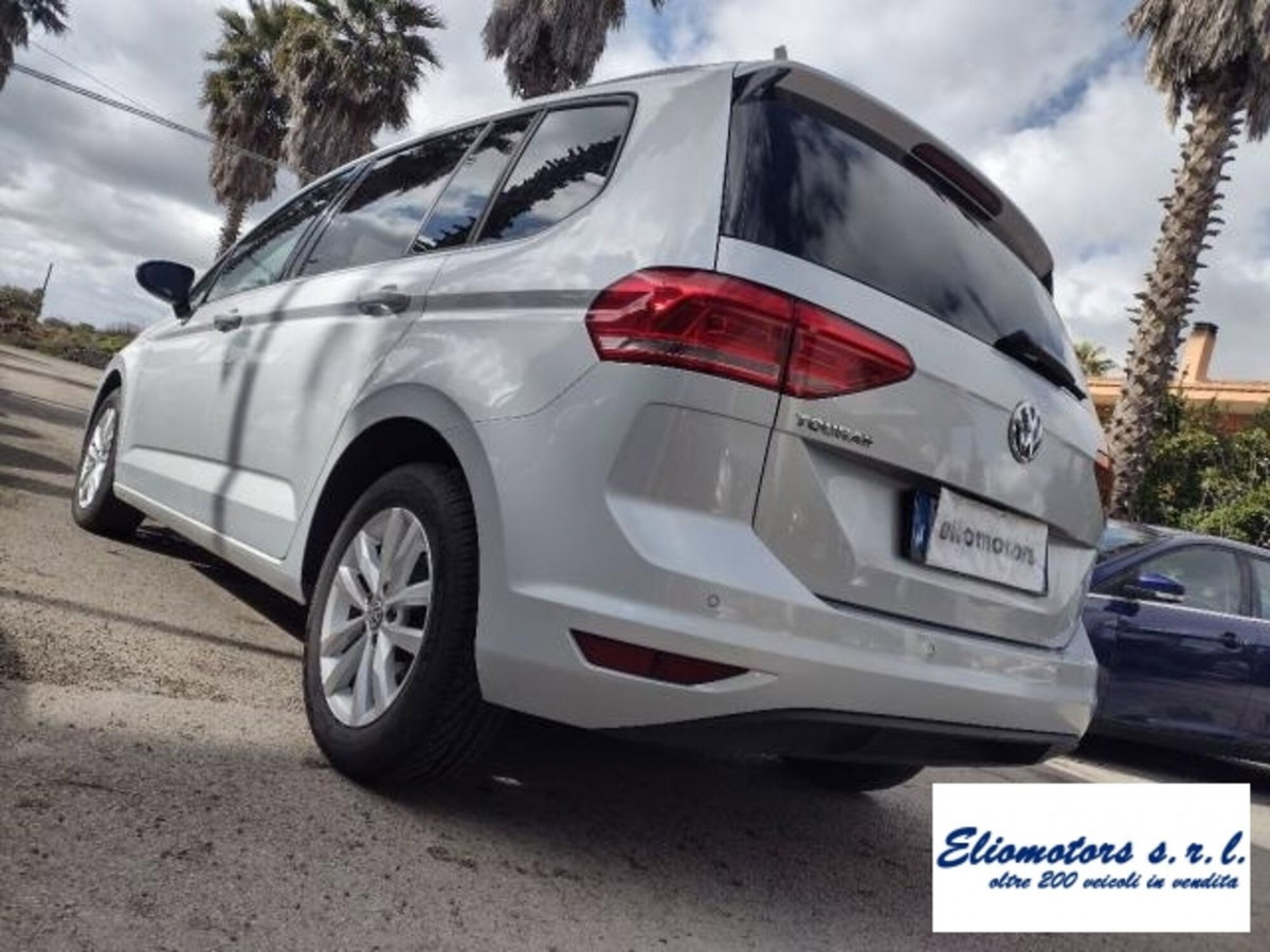 Volkswagen Touran 1.6 TDI 115 CV SCR DSG Business BlueMotion Technology (6)