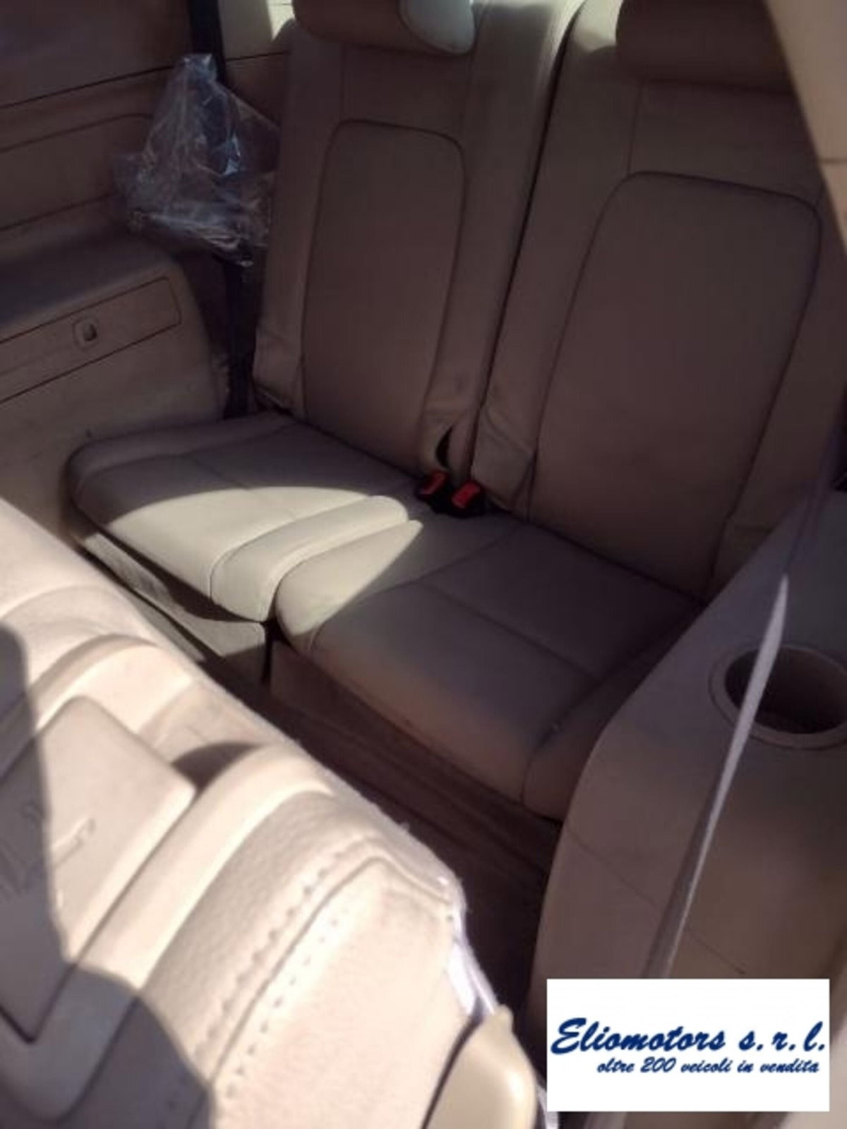 Chevrolet Captiva 2.0 VCDi LTX (13)