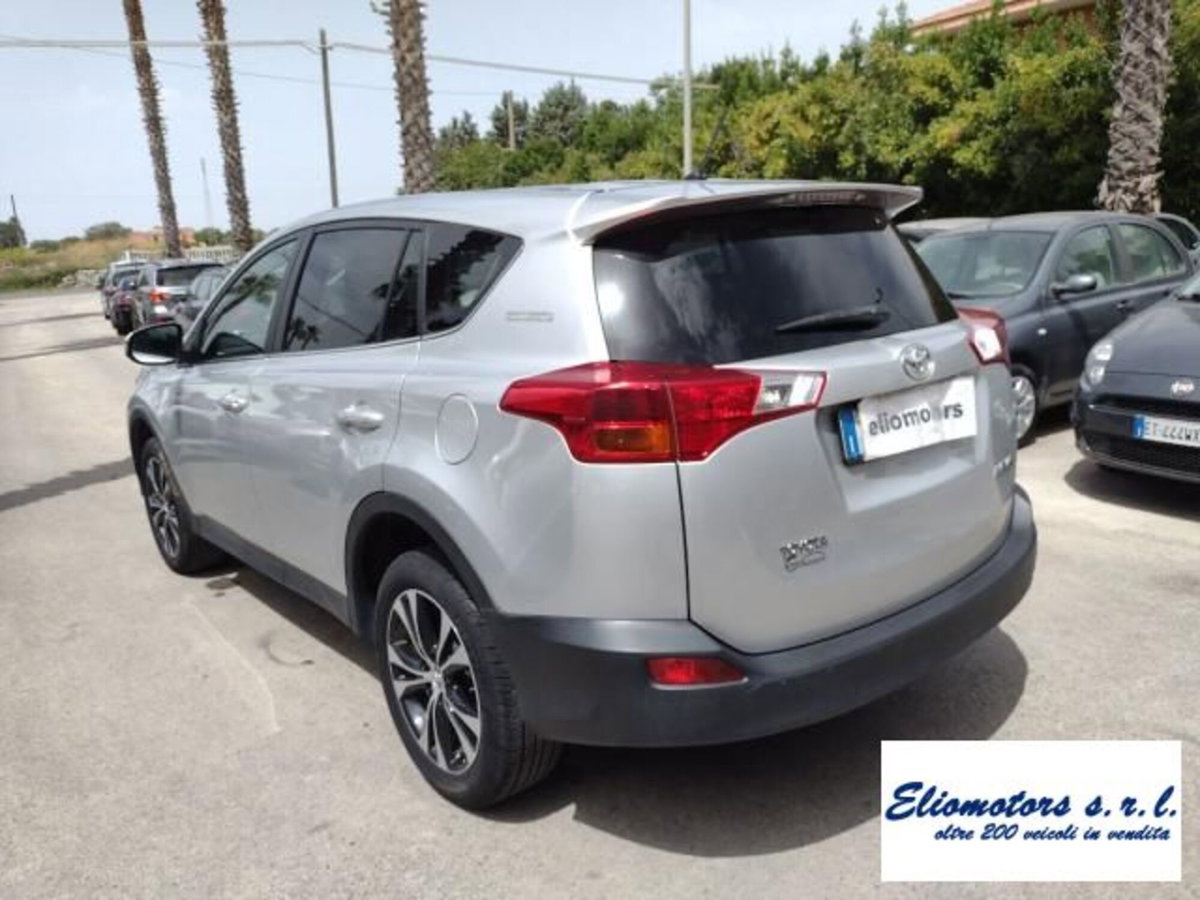 Toyota Rav4 D-4D 2WD Business Pack (4)
