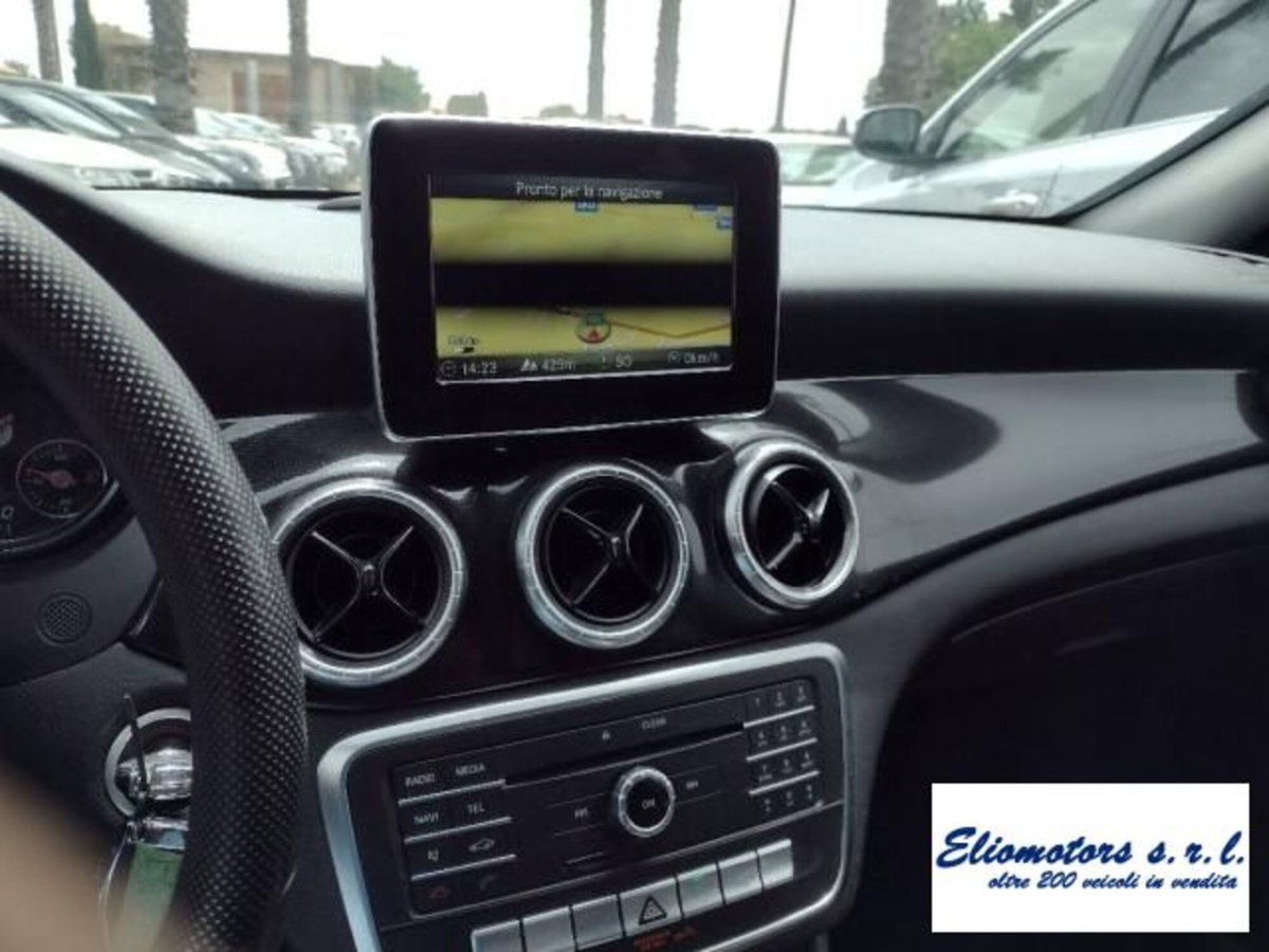Mercedes-Benz CLA Shooting Brake 180 d Executive (10)
