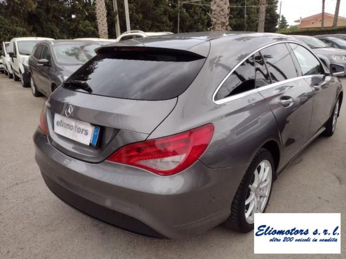 Mercedes-Benz CLA Shooting Brake 180 d Executive (14)