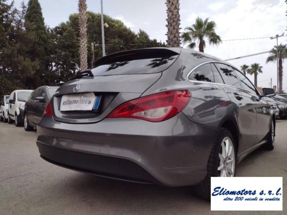 Mercedes-Benz CLA Shooting Brake 180 d Executive (15)