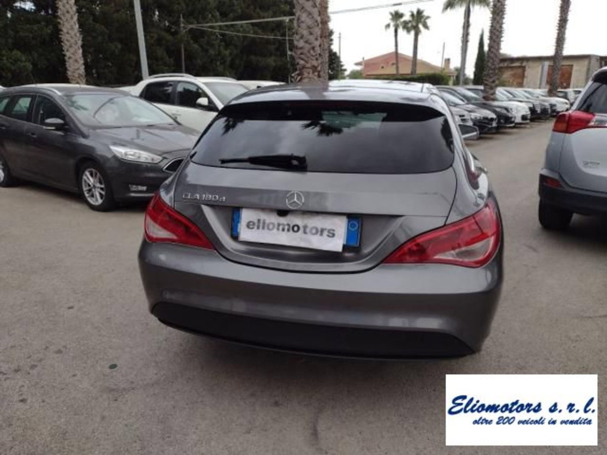 Mercedes-Benz CLA Shooting Brake 180 d Executive (19)